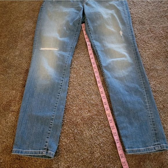 NEW LOFT Ann Taylor 'Curvy Skinny' Distressed Medium Blue Jean - Picture 3 of 13